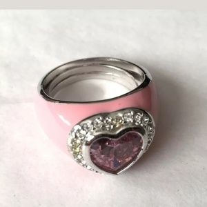 Vintage cocktail ring with pink rhinestone